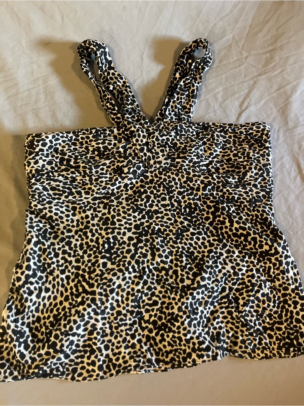 Sz L Nine West Neck Y2K Blouse Top, Sz L 100% silk, animal print vacation top